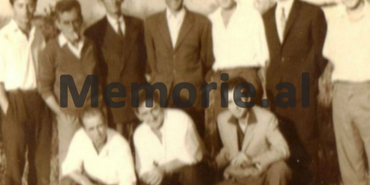 “Kur një shoqe e ngushtë i tha Nexhmijes se: ‘Shano po vdes për bukë’, ajo ia ktheu: ‘akoma nuk ka ngordhur…”?! / Dëshmia e të birit të ish ministrit, për të motrën, një nga “Vajzat me kordele të kuqe”