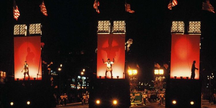 “Zoti Kadare, jam i lumtur t’ju kem pranë në festimet e 200-vjetorit të Francës” / Letra e ’89-ës e Presidentit Mitterand, që kishte ftuar 35 kryetar shtetesh dhe “harruar” Ramiz Alinë