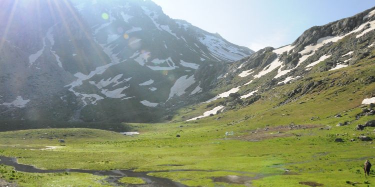 Dëshmia e major Skënder Markut nga New Yorku: Si u arratisa në ’88-ën me vëllanë tim nga maja e Korabit në Jugosllavi dhe si na “tradhtoi” UDB-ja…