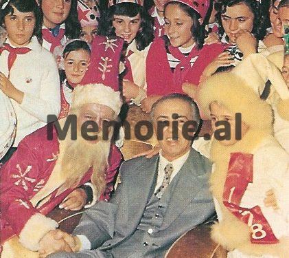 Si e festonte “shoku Enver”,  vitin e ri / Nga familja, Byroja Politike, mbrëmja me fatosat e pionerët, etj.  (Fotot e panjohura)