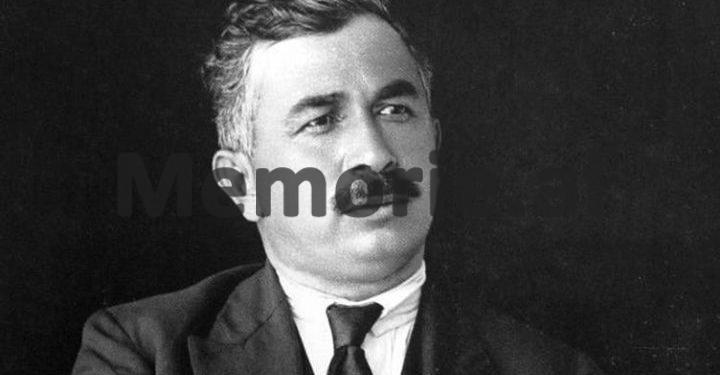 16 janar 1925, kur “GAZETA’ e KORÇËS”, botonte njoftimin e Zyrës së Shtypit të kryeministrit Zog, për paratë që grabiti Noli dhe qeveria e tij nga arka…