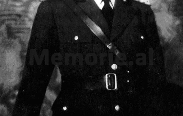 16 janar 1925, kur “GAZETA’ e KORÇËS”, botonte njoftimin e Zyrës së Shtypit të kryeministrit Zog, për paratë që grabiti Noli dhe qeveria e tij nga arka…