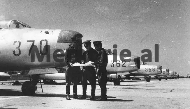 Ulu ti Mehmet dhe mos fol këta janë specialistë dhe aeroporti do bëhet në Gjadër dhe jo në Hekal” / Dëshmia e ish-komandantit të Aviacionit për debatet e Enverit në…