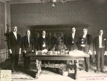 16 janar 1925, kur “GAZETA’ e KORÇËS”, botonte njoftimin e Zyrës së Shtypit të kryeministrit Zog, për paratë që grabiti Noli dhe qeveria e tij nga arka…