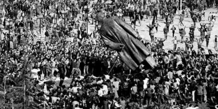 Kalendari Historik 20 Shkurt