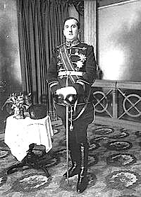 “Tre oficerë të Sigurimit, shkuan në Selanik dhe e rrëmbyen me forcë xhaxhanë tim, Koço Kotën, ish-kryeministër i Shqipërisë, duke e futur në…”/ Dëshmia e rrallë e mbesës