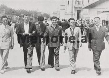 “Nexhmijen e kishte dërguar Enveri, me motrën, për t’i çuar Bahriut peshqeshet e dasmës, sipas zakoneve gjirokastrite, por ai i tha…”/ Dëshmia e ish-të burgosurit