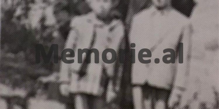 “Në Konferencën e Tiranës në ’56-ën, u tha se udhëheqja kishte vaksina vetëm për fëmijët e tyre dhe nga epidemia u mbush vendi me varreza”/ Dëshmia e ish-delegatit që vuajti 32 vite burg e internim