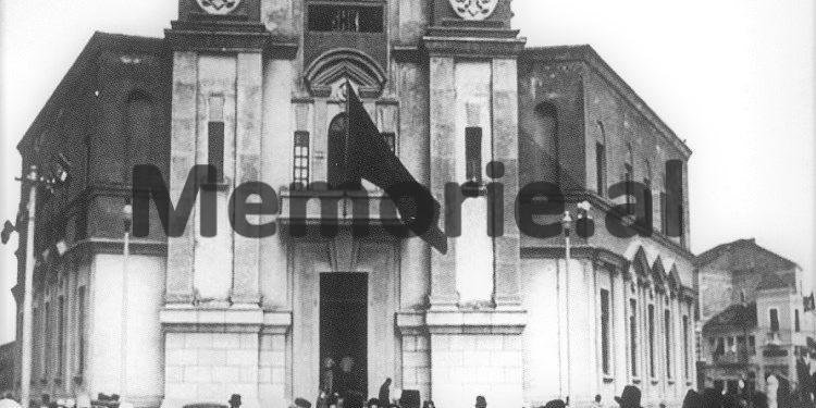 U diplomua në Kembrixh dhe përfaqësoi Shqipërinë në Konferencën e Paqes, por u burgos nga komunistët/ Historia e panjohur e kryetarit të Bashkisë së Tiranës, që vdiq në mjerim në…