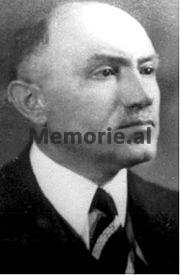 “Nexhmijen e kishte dërguar Enveri, me motrën, për t’i çuar Bahriut peshqeshet e dasmës, sipas zakoneve gjirokastrite, por ai i tha…”/ Dëshmia e ish-të burgosurit