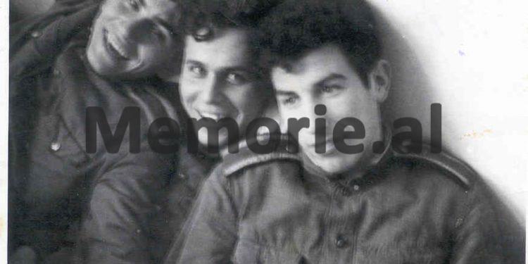 “Jovan Kacorri nga Boboshtica donte të bënte ‘turjele’ në ajër, por avionit i’u fik motorri dhe u ngul në tokë …”/ Dëshmia e ish-pilotit për tre avionët që u rrëzuan në Laprakë, Seman dhe Vlorë