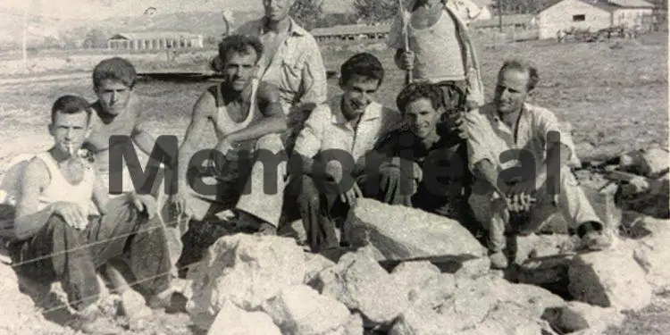 “Gjyshi im, Mehdi bej Frashëri, ish-kryeministër, i ndihmonte komunistët, kurse ata tentuan ta vrisnin me atentat te shtëpia ku banonte me Dilo-t”/ Dëshmia e rrallë e nipit të tij… (fotot e panjohura)