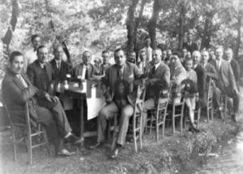 “Tre oficerë të Sigurimit, shkuan në Selanik dhe e rrëmbyen me forcë xhaxhanë tim, Koço Kotën, ish-kryeministër i Shqipërisë, duke e futur në…”/ Dëshmia e rrallë e mbesës