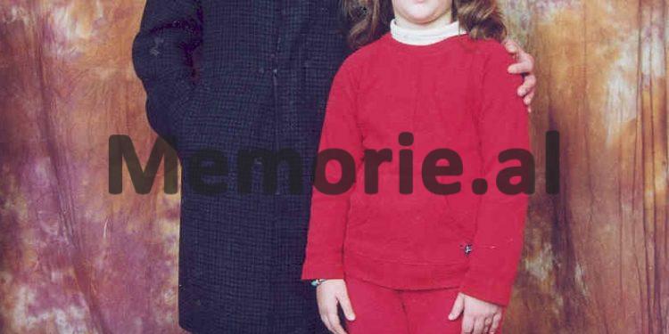 “Ndërsa vuaja dënimin me 20 vjet në Spaç si “sabotator”, rrobat e blera në Itali, i përvetësuan djali Aranit Çelës me përmbaruesin, Petrit Zotkaj”…/ Historia tragjike e ish-atasheut tregtar