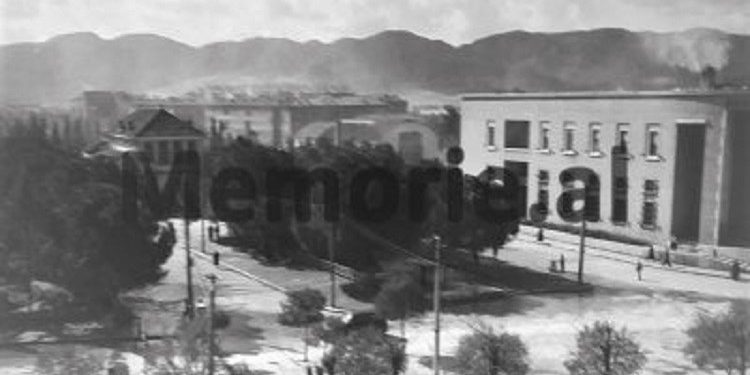 Foto të rralla nga Tirona e komunizmit/ Nga Sheshi “Skënderbej”, Bulevardi “Dëshmorët e Kombit” e Ministritë, “21 Dhjetori”, “Zogu i Zi”, Lana, Kinema “Partizani”, “Pazari ”, këndi sportiv me ringun e boksit, etj.