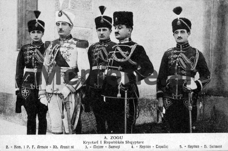 1 shtator 1928, kur u ndërrua forma e regjimit, nga Republikë në Monarki, dhe Ahmet Zogu u shpall Mbret i Shqiptarëve…\ Historia e panjohur dhe deklarata e Zogut në “THE ILY EXPRESS” –