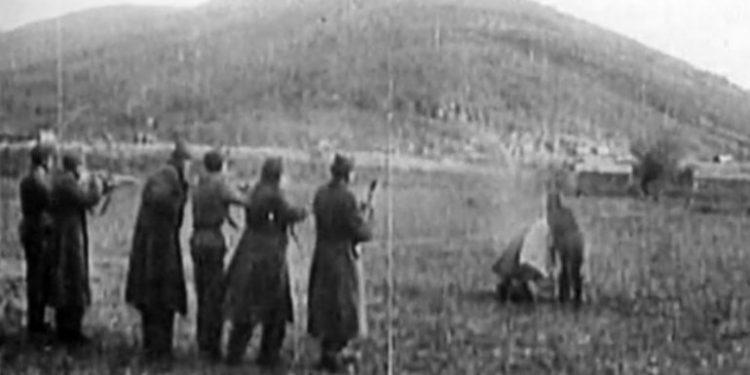 Tentoi vetëvrasjen duke prerë gishtat e këmbës me bel në Vloçisht, por e varrosën të gjallë…/ Historia tragjike e kolonelit të diplomuar në Akademinë e Torinos, që u dënua me 30 vite në Gjyqin Special