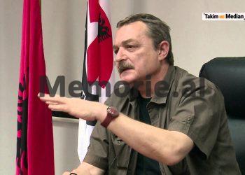 41 foto të panjohura të Tos Baxhakut/ Nga fëmijria, me prindërit e vëllezërit, shoqëria dhe kolegët gazetarë, udhëtimet nëpër Shqipëri, e takimet me miq e politikanë …