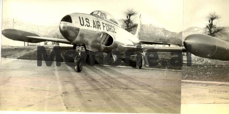 “Në vitin 1957, një pilot i NATO-s, me gradën e majorit, uli avionin e tij “T-33” në aeroportin e Rinasit”/ Dëshmia e ish-komandantit të Aviacionit…(fotot e rralla)