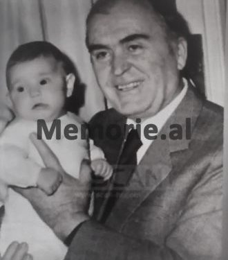 “My father, a well-known businessman in Italy, helped the Albanian state find markets for …” / Unknown story of Count Ferra from Kruja, who built the Palace of Brigades