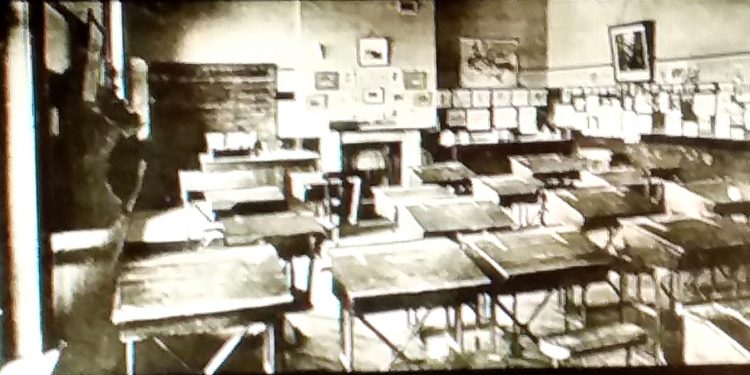 Historia e panjohur e gjimnazit “Qemal Stafa” / Nga dekreti i Zogut për çeljen e tij në 1925-ën, te drejtuesit, pedagogët dhe nxënësit që drejtuan më pas Shqipërinë si…