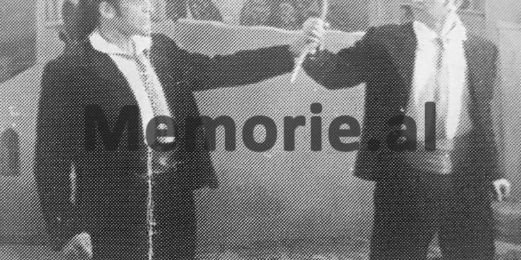 Kalendari Historik 21 Mars