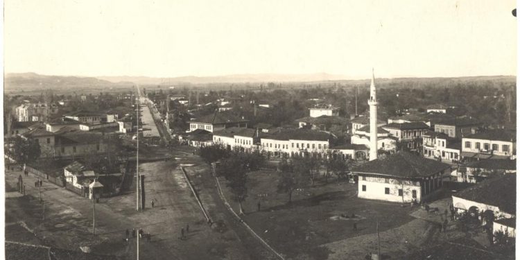 “Shok dhome me Avni Rustemin dhe bashkëpunëtor i ngushtë i Nolit, Gurakuqit e Malëshovës, studjoi në Rusinë e Stalinit dhe urrente komunizmin…”?! Historia e panjohur Reshat Këlliçit