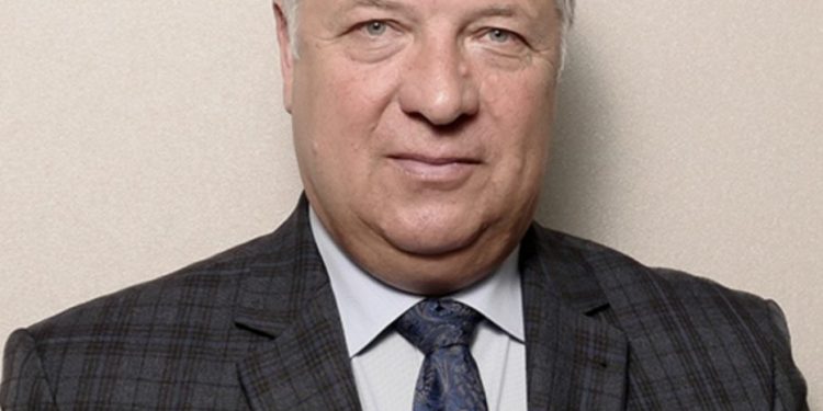 Nga “rreziku i kontrolluar” drejt paqartësisë – Si koronavirusi po sfidon marrjen e vendimeve