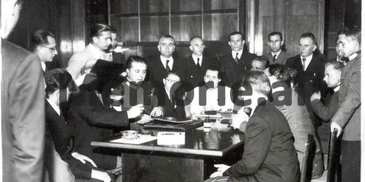 “Unë isha ministër i Brendshëm kur u bë Masakra e Tivarit, ja tregova Enverit dhe ai…”/ Dëshmia e Haxhi Lleshit dhe dokumenti sekret, ku Hoxha ia ‘faturoi’ Koci Xoxes