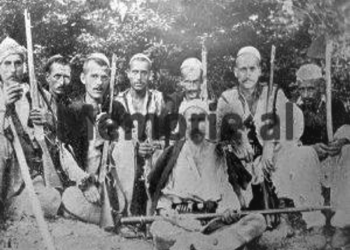 “Si i vrau vëllai im me granata, 15 oficerë të Garnizonit të Përmetit në ’47-ën, për hakmarrje ndaj…”/ Dëshmia e malsorit nga Dukagjini, që ç’varrosi natën eshtrat