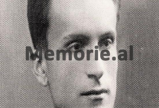 “Shok dhome me Avni Rustemin dhe bashkëpunëtor i ngushtë i Nolit, Gurakuqit e Malëshovës, studjoi në Rusinë e Stalinit dhe urrente komunizmin…”?! Historia e panjohur Reshat Këlliçit