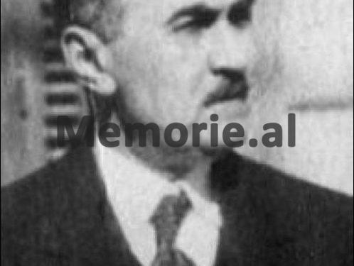 “Si trashëgova pasurinë e Maliq Pashait, beut të Libohovës, që më mori të vogël në Stamboll dhe…”/ Kujtimet e panjohura të Javer bej Hurshitit, ish-deputet, prefekt dhe ministër