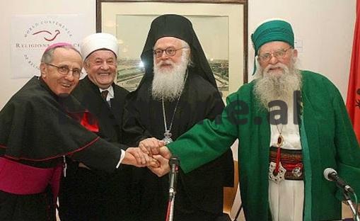 “Pasi partizanët na dogjën shtëpinë në Lusen, me ne 8 fëmijët brenda, erdhëm në Tiranë te Kryegjyshata ku unë…”/ Dëshmia e rrallë e Baba Reshat Bardhit