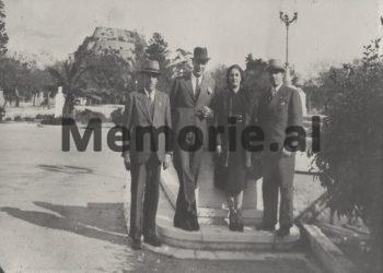 “Babai im, i diplomuar në Sorbonë dhe mik i kryeministrit francez, Daladier, përfundoi si punëtor në “Muhamet Gjollesha” e hamall në Zall të Kirit…”/ Historia tragjike e familjes …