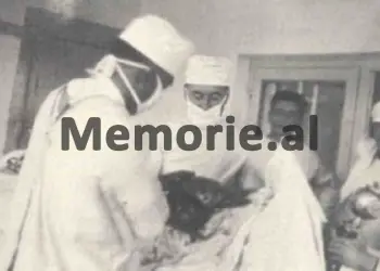 “Babai im, kuronte të bijën e Enverit, Pranverën dhe Spiro Kolekën nga një sëmundje infektive që…”/ Dëshmia e të birit, për mjekun e njohur infeksionist