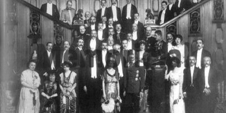 “Gjyshi im, Haxhi Isufi – Banka, ministër i Financave me Vidin, deputet me Nolin, u vlerësua nga Zogu, por komunistët, na vranë dhe burgosën”/ Historia e panjohur e themeluesit të financave