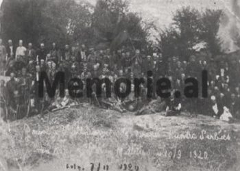 “Babanë e shpëtoi Myslym Peza se do e pushkatonin si vëllai i Qazim Mulletit, por në Spital i bënë…”/ Dëshmia e nipit të prefektit të Tiranës