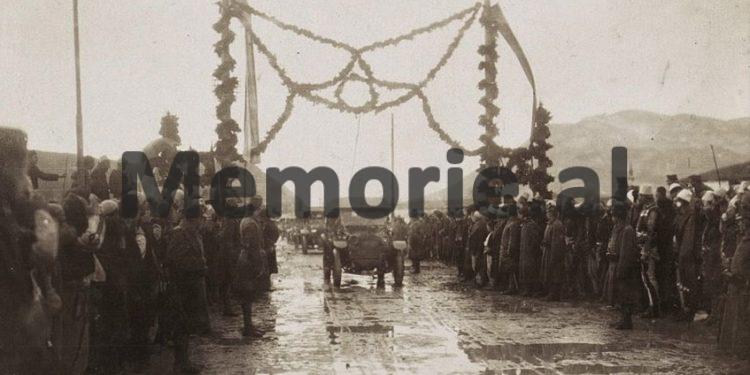 SHKODER, 1916 Harku i Triumfit