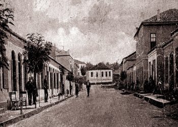 “Edhe pse kishim dy firmëtarë të Pavarsisë në 1912-ën dhe mbajtëm me ushqime Çetën e Myslym Pezës, komunistët na pushkatuan tetë burra dhe …”/ Dëshmia e Riza Deliallisit, nga fisi që themeloi Shijakun