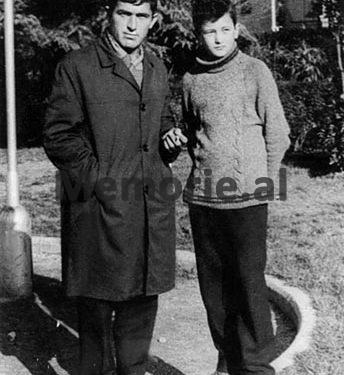 Nexhmija ose ata qё patёn frikё nga e ardhmja