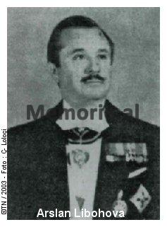 “Babai im, i diplomuar në Sorbonë dhe mik i kryeministrit francez, Daladier, përfundoi si punëtor në “Muhamet Gjollesha” e hamall në Zall të Kirit…”/ Historia tragjike e familjes …
