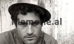 Historia e panjohur e Hekuran Zhitit, mësuesit poetit, aktorit e dramaturgu me drama të mëdha dhe në jetë…!