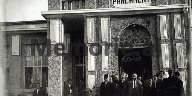 April 21, 1921, when the first Parliament was opened / The unknown history of elections and voting in Albania: from two parties in 1921-’24, to Zogu and those with the balls of a candidate of Enver…