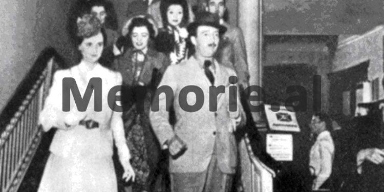 Fotot e panjohura/ Nga lindja e Princit Leka më 5 prill ‘39, ikja e Mbretit Zog nga Shqipëria dhe ndalesa në Follorinë, itinerari nëpër Europë dhe qëndrimi në Egjipt, e deri tek betimi i Lekës së Parë në ‘61-in