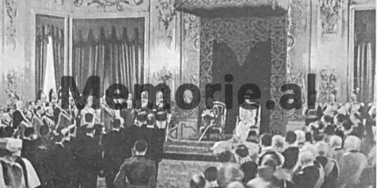 Fotot e panjohura të prillit ’39-ës në gazetat italiane dhe shqiptare: Nga zbarkimi në portet shqiptare, te delegacioni që dorëzoi Kurorën e Skënderbeut