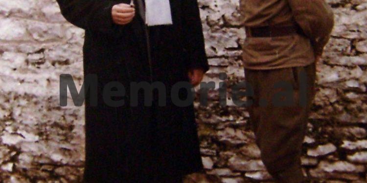 “Pashkët s’u festuan, u arrit një sukses, por grekët na provokuan me 20 vajza të degjeneruara, që kërcyen dancin dhe…” Letra sekrete për Ramizin