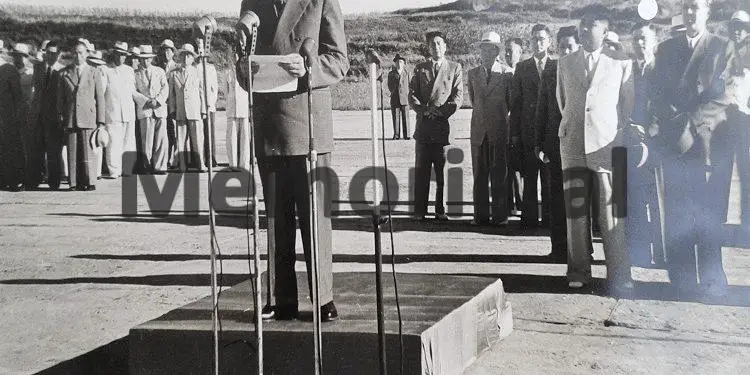 Kur Enveri me Mehmetin, Hysniun dhe Ramizin, takoheshin me gjyshin Kim Jong-ut në Vlorë dhe Phenian, dhe çfarë shkruante ai në ditarin e tij për ato takime…?!
