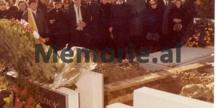 Dr. Faik Turdiu, kirurgu i njohur tiranas që shërbeu 35 vite në spitalin e Zagrebit dhe u vlerësua nga kolegët e presidenti, Franjo Tuxhman