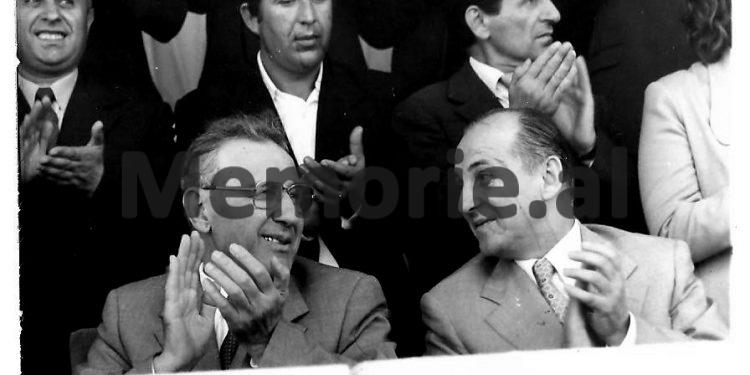 “Shoku Mehmet, unë mund të gaboj se s’i njoh problemet e Ushtrisë, por ja se ç’po bëhet te Instituti…”Letra e Ramiz Alisë në ’72-in