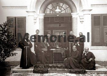 “Sul Baholli s’po na lejon me festu Pashkët, ka urdhëruar drejtorët e shkollave me i pyet fëmijët, a janë bë synet dhe…”/Letra për Enverin